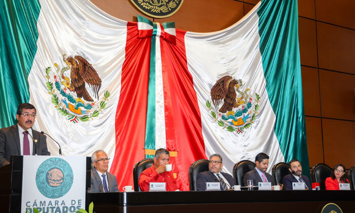 Llama rector de la UAT al Congreso a fortalecer la educación superior