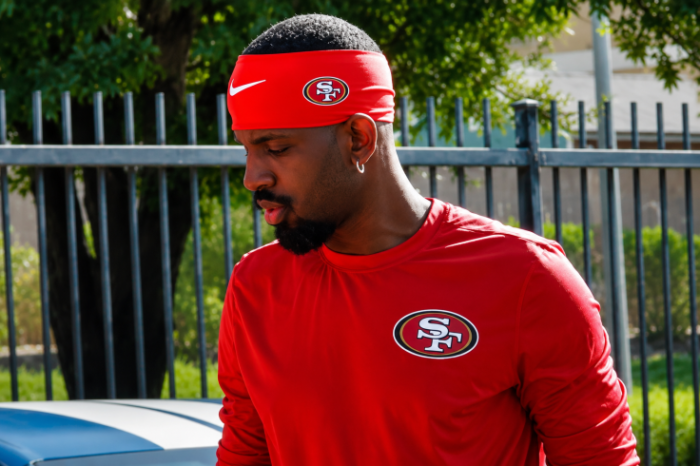 Se hacía pasar por jugador de los 49ers y enamoraba mujeres para estafarlas; habría obtenido 1.3 millones de dólares