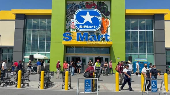 Smart Campeche evacúa a clientes y trabajadores durante el Simulacro Nacional