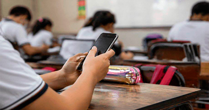 ¿Adiós al celular en las escuelas? Tamaulipas prepara sanciones para alumnos