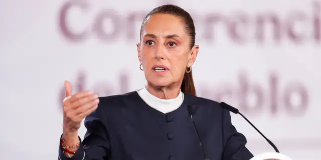 ‘Ningún presidente puede tener doble nacionalidad’, reitera Sheinbaum