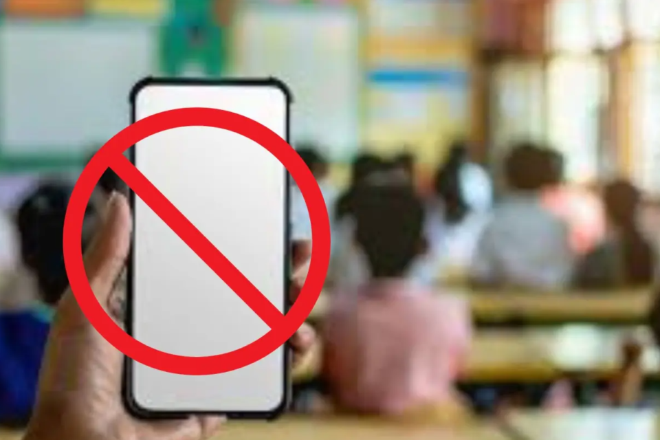 Adiós al celular en las aulas: Tamaulipas restringirá su uso desde octubre