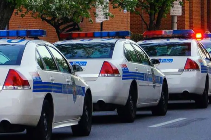 Niña de 11 años es detenida por asesinar a su hermano de 15 en EU